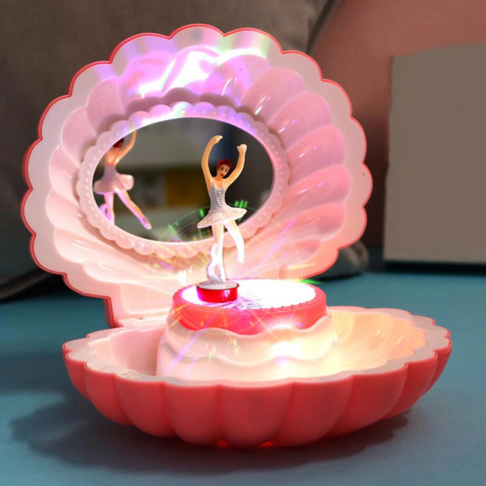 Shell Ballet Box