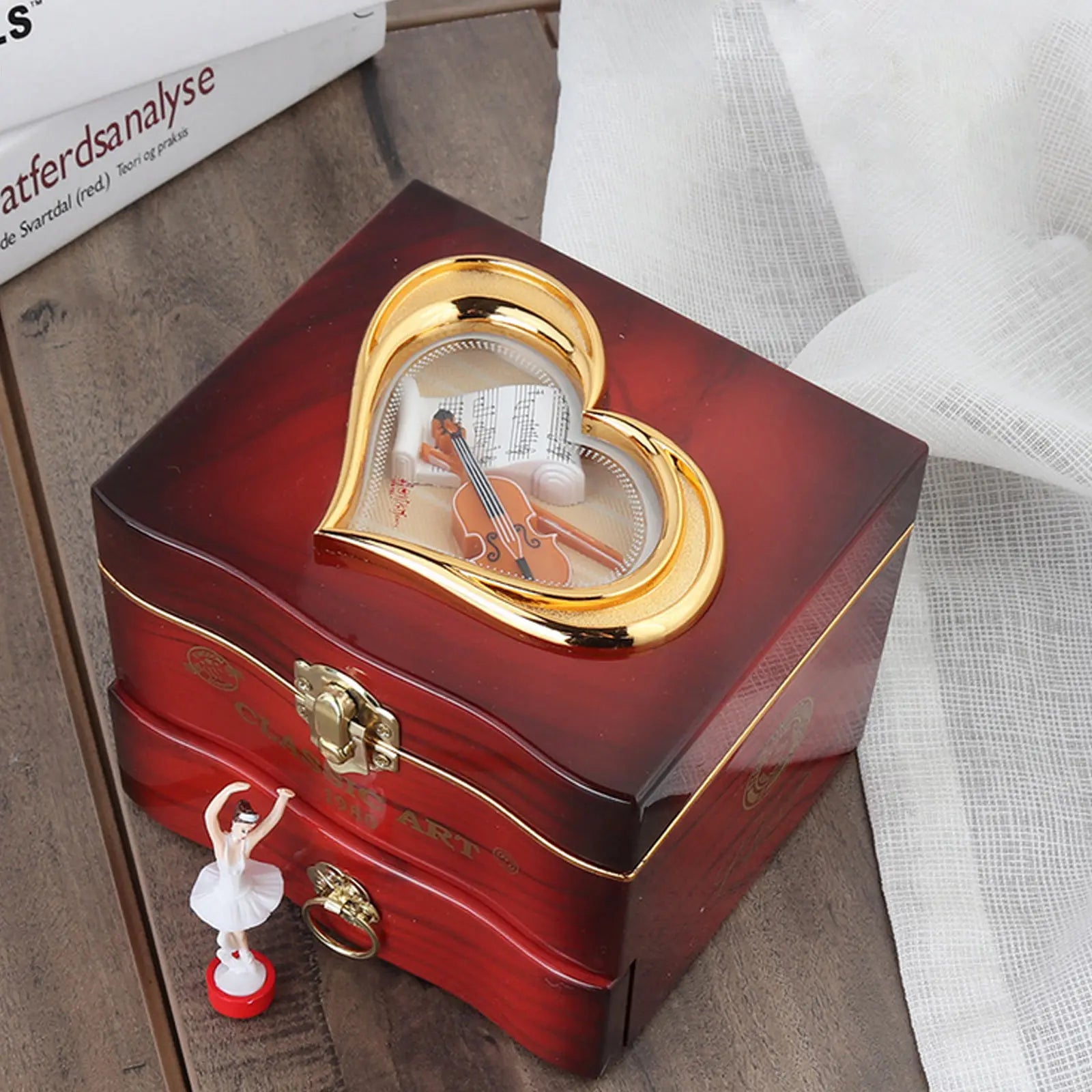 Classic Art Ballerina Box